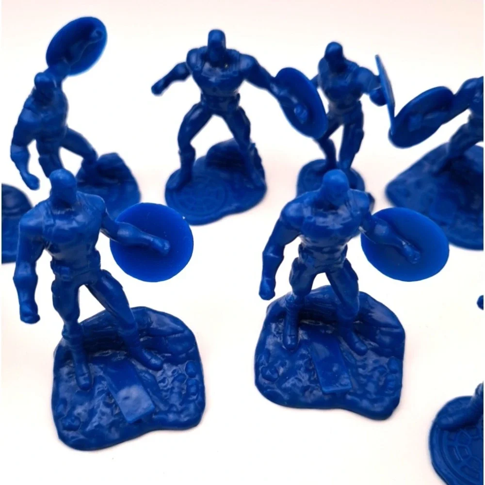 Marvel Avengers 10Pcs Diorama Heroes Captain America And Iron Man Cake Topper